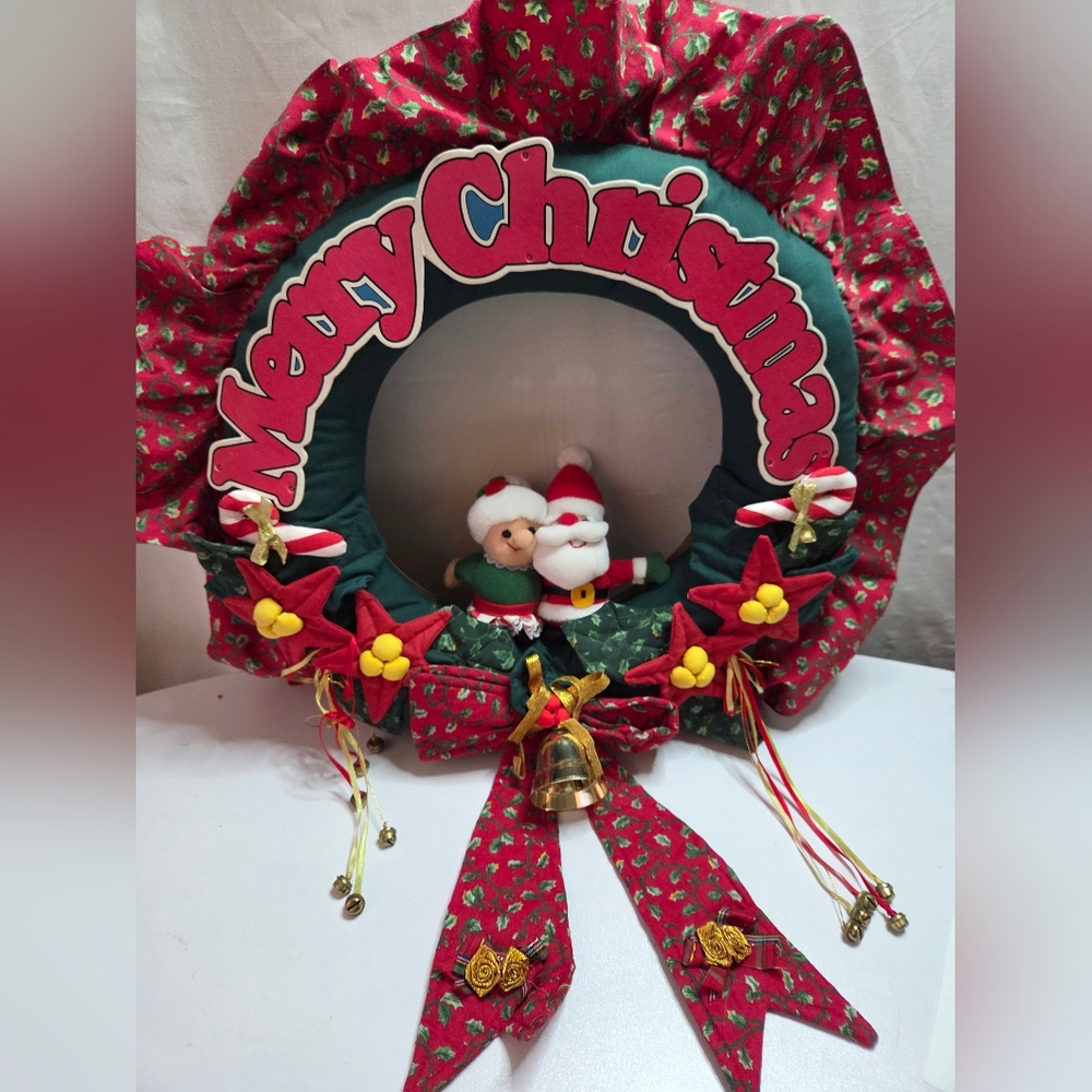 Festive Christmas Wreath with Santa and Bear Vintage Cloth